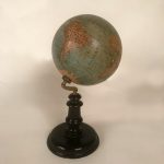 globe-terrestre-ancien