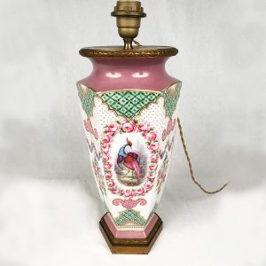 pied-de-lampe