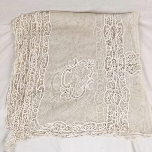 nappe-ancienne-tulle-brode