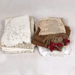 lot-linge-anciens-rideaux-napperons