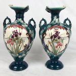 paire-vases-faience