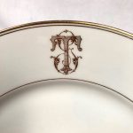 Porcelaine de Limoges, Coiffe Jeune, dix assiettes chiffrées. 1910 – Image 4