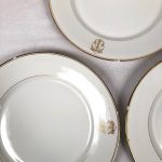 Porcelaine de Limoges, Coiffe Jeune, dix assiettes chiffrées. 1910 – Image 6