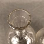 Ensemble de quatre carafes en cristal du même modèle – Image 7