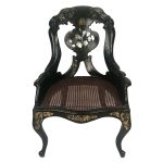 Chaise gondole Napoléon III en bois et papier mâché laqué noir et burgauté – Image 4