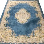 grand-tapis-laine-bleu