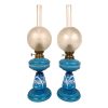 paire-lampes-petrole-opaline-bleue