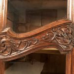Armoire provençale de style Louis XV transformée en vitrine, XIXe – Image 8