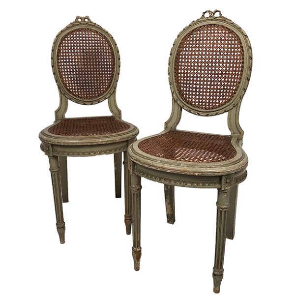 paire-chaises-louis-xvi-bois-laque-gris