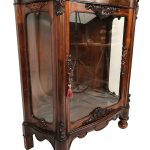 Vitrine à hauteur d'appui en palissandre, chantournée,  plateau de marbre. XIXe – Image 6