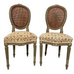 paire-chaises-medaillon-louis-xvi